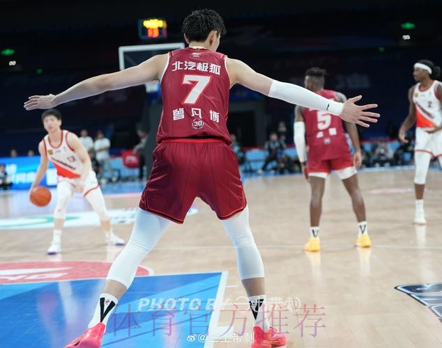 江苏男篮分享对阵北京前瞻:希望球队展现积极的防守状态 江苏男篮分享对阵北京前瞻:希望球队展现积极的防守状态